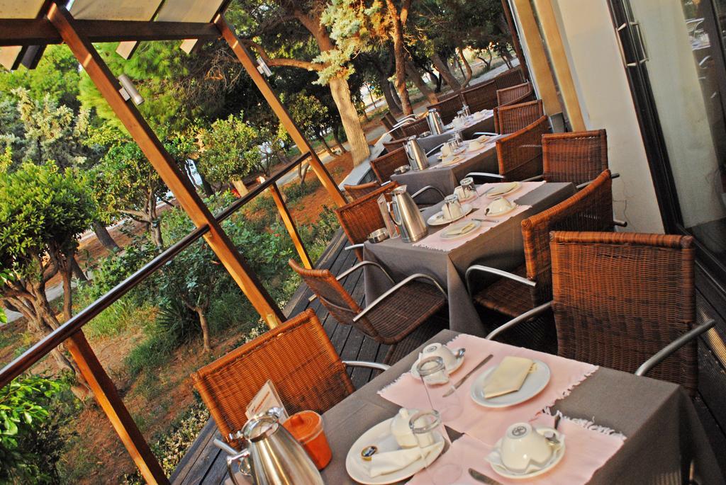 Karystion Hotel Каристос Экстерьер фото